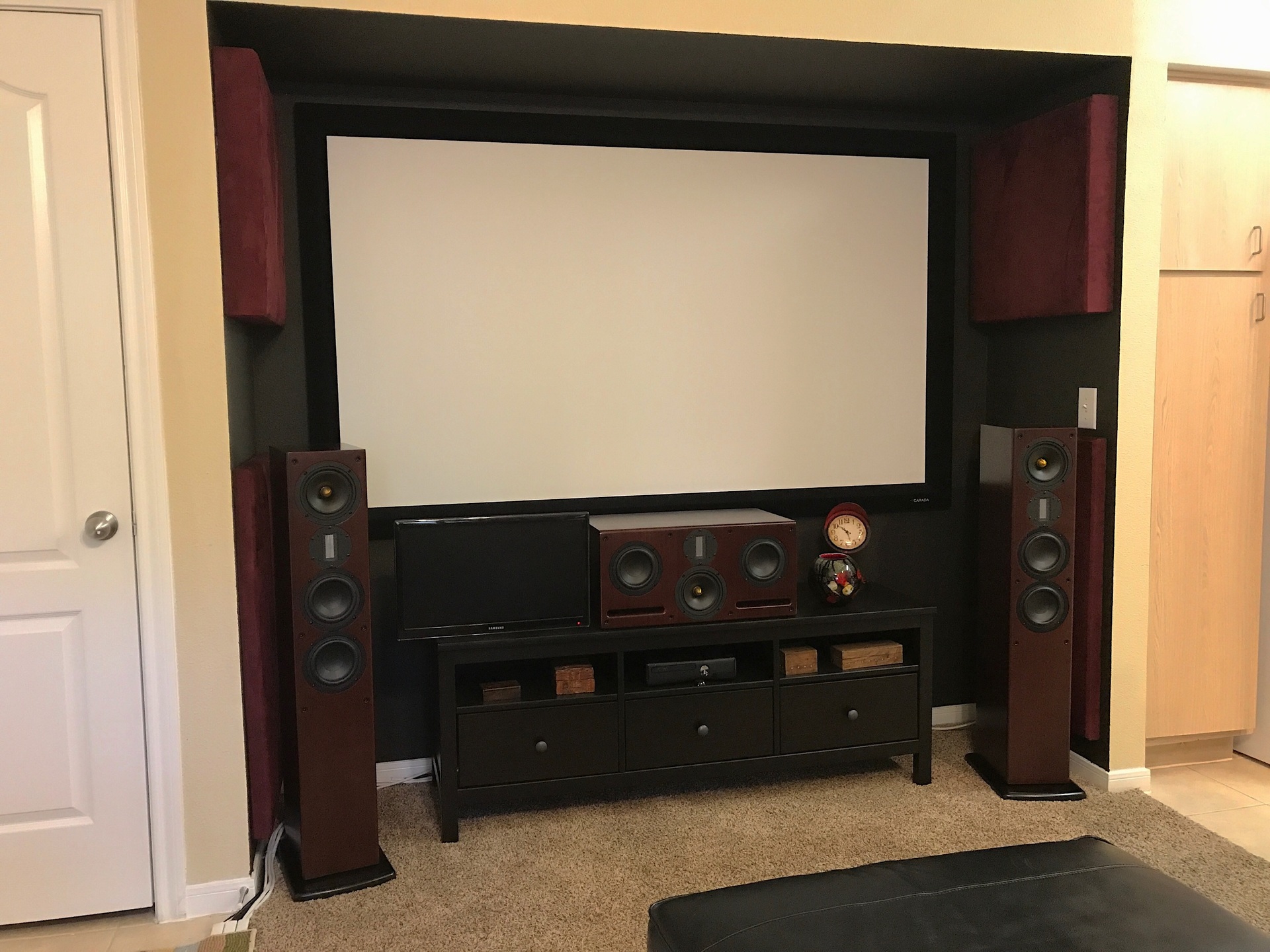 enricoclaudio's Home Theater Gallery - Living Room with Ascend ...