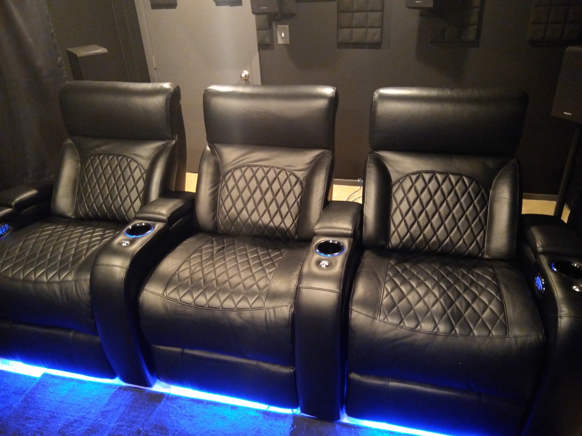 d3nt0n's Home Theater Gallery Home Theater (8 photos)