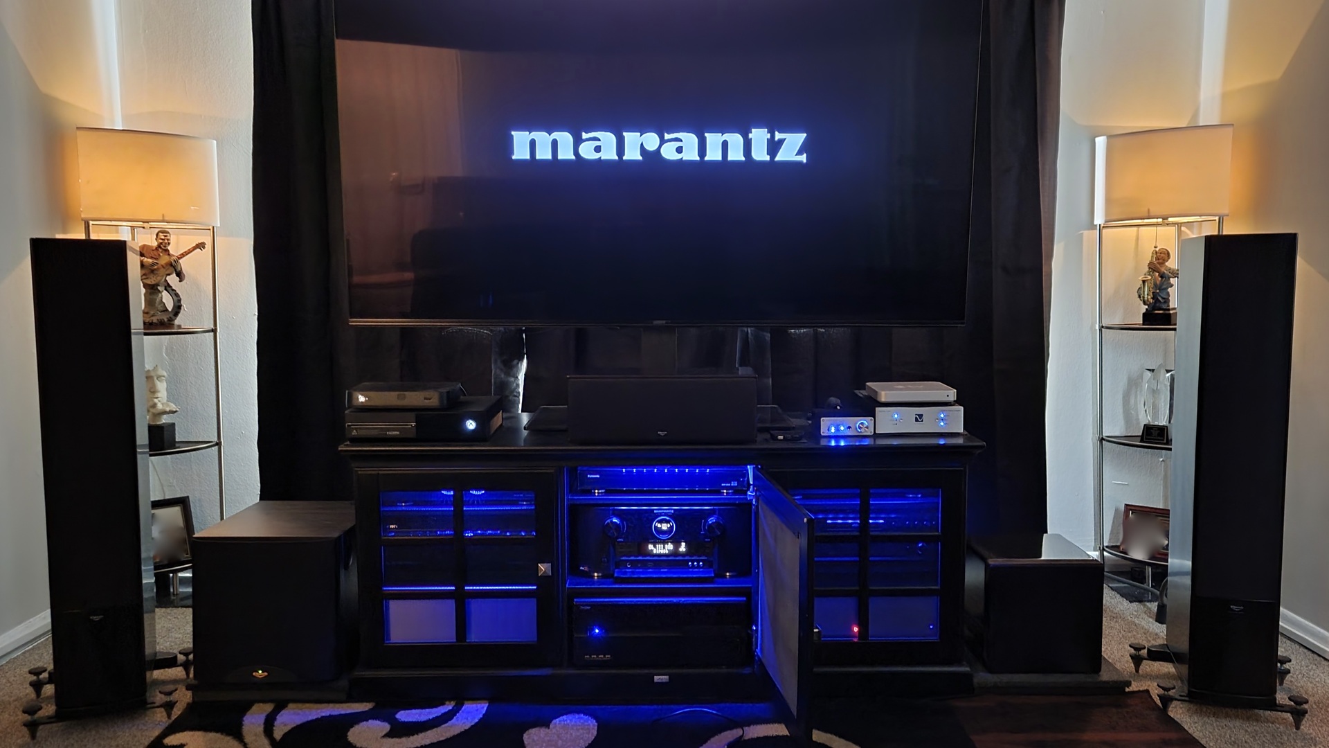 Houzz - Exclusive Condo Home Audio Video Installation