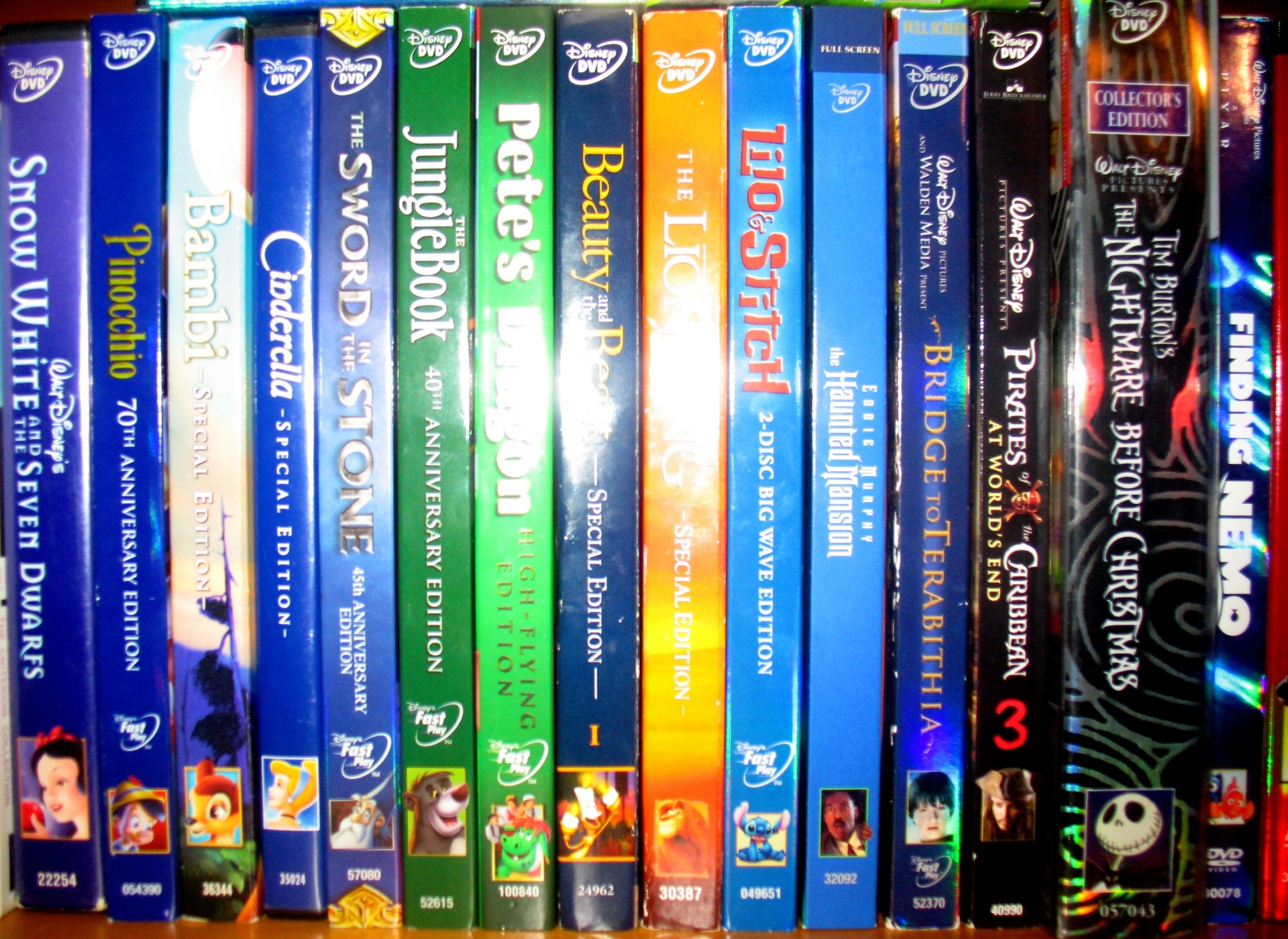 o0Andy0o's Home Theater Gallery - My Bluray/DVD Collection (10 photos)