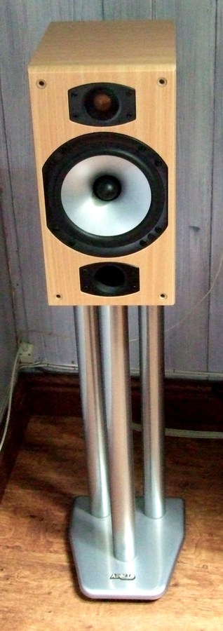 Monitor Audio Bronze B2 hifi speakers