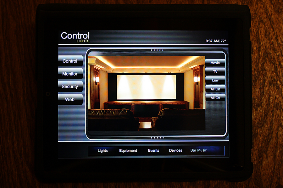 Apple iPad Theater Controller