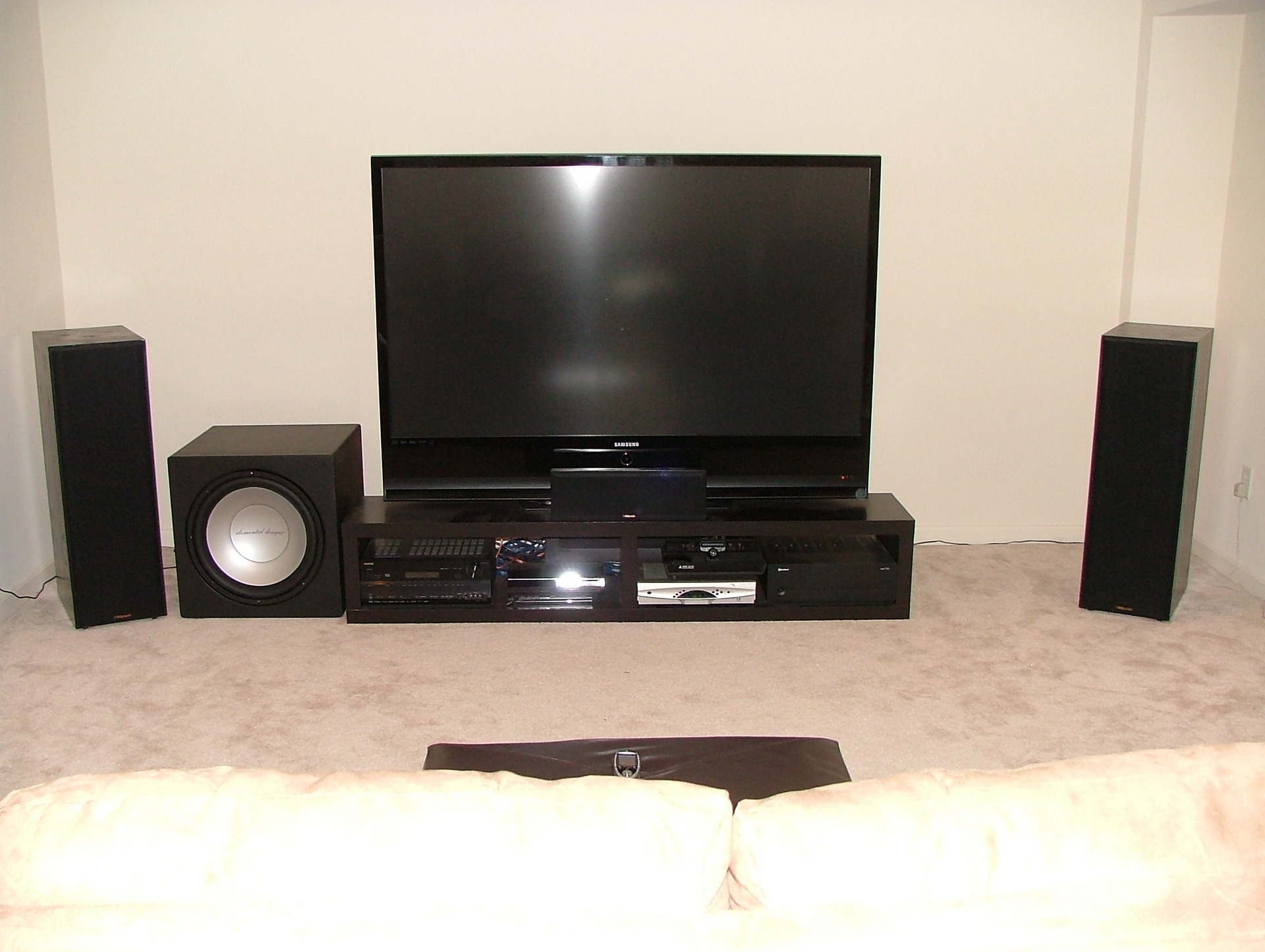 pdominguez's Home Theater Gallery - Home Theater (70 photos)