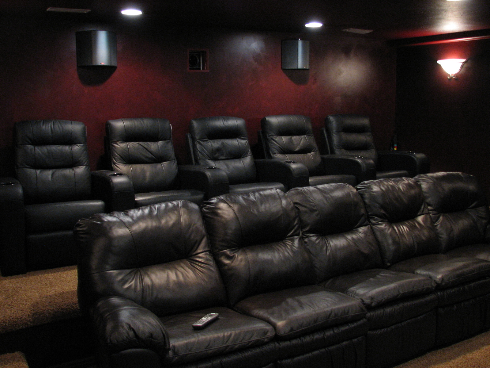 sirlindsey's Home Theater Gallery Home Theater (6 photos)