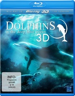 深蓝色海洋里的海豚 Dolphins in the Deep Blue Ocean