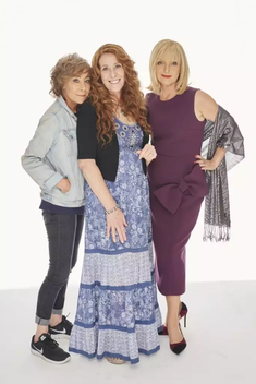 Girlfriends (2018)