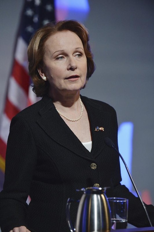 Kate Burton