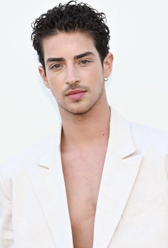 Manu Rios Movies And Tv Shows 60 Photos - Moonagedaydream.film