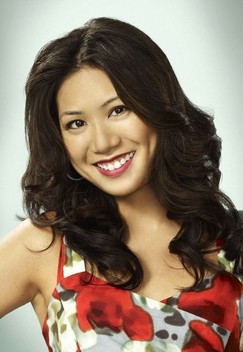 Liza Lapira