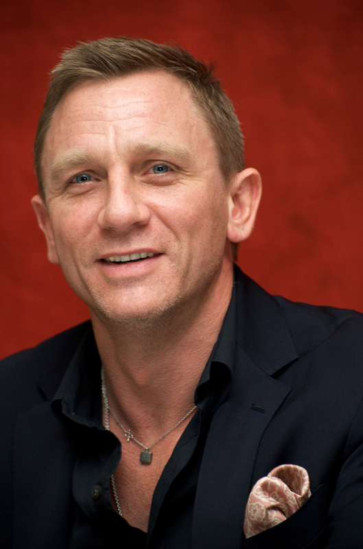 Daniel Craig