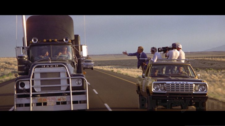 Convoy (1978) - HD Trailer [720p] 