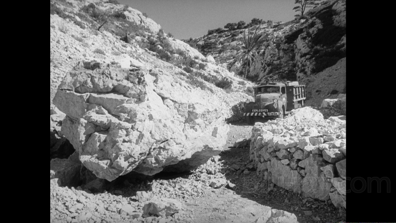 Screenshot of the Criterion release of Wages of Fear.