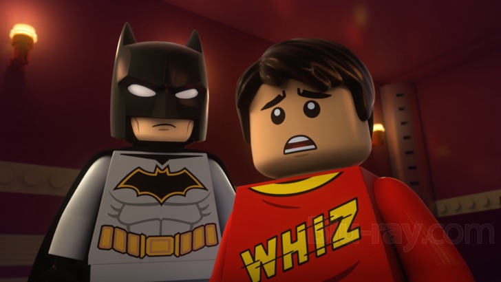 LEGO DC: Batman - Family Matters Blu-ray (with LEGO Mini Ultimate Batmobile  Figure)