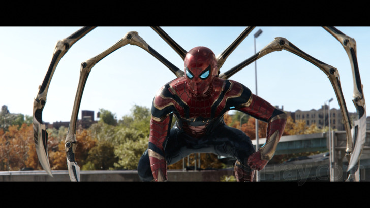 Spider-Man: No Way Home 4K Blu-ray (4K Ultra HD + Blu-ray + Digital 4K)