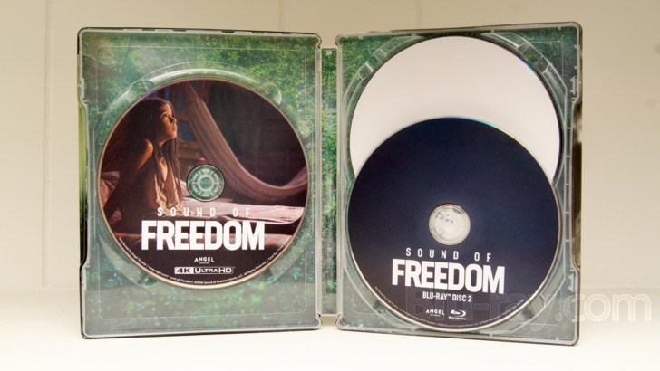 Sound of Freedom サウンドオブフリーダム ブルーレイ (英語版) Amazon.com: Sound Of Freedom - DVD, BLURAY, Digital [Blu-ray