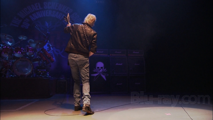 30周年記念コンサート~ライヴ・イン・トウキョウ 2010~ [Blu-ray] Amazon.co.jp: 30周年記念コンサート~ライヴ・イン・トウキョウ