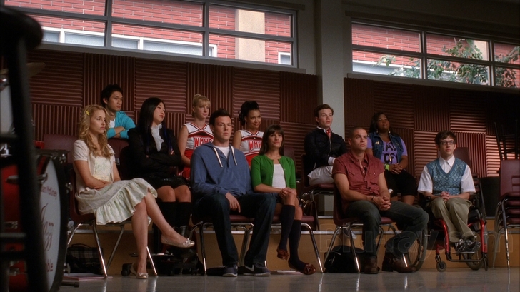 TV: Glee Season 2 Final in Pictures.