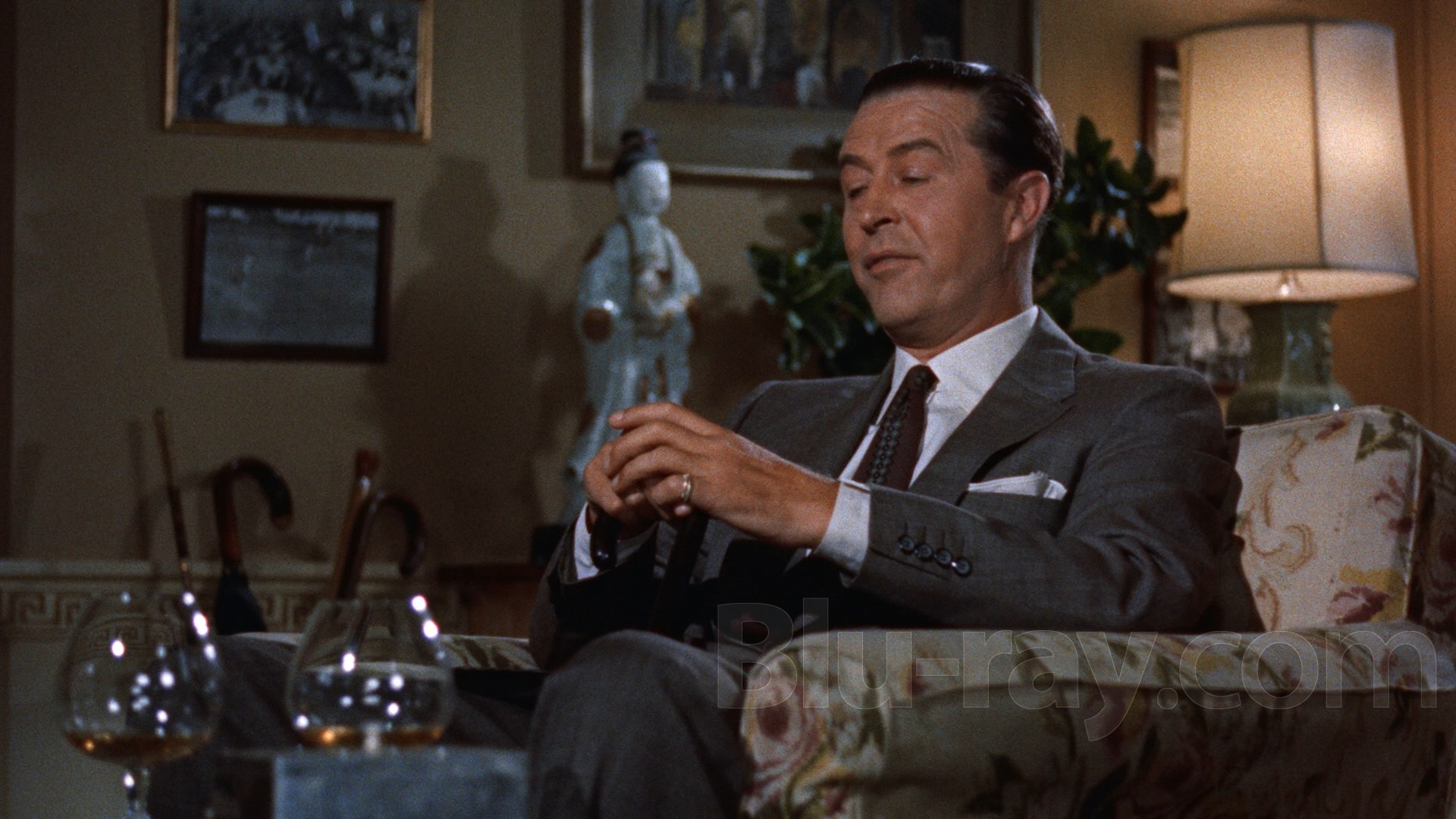 Детектив любитель среди профессионалов. Ray Milland Dial m. Dial m for Murder герои